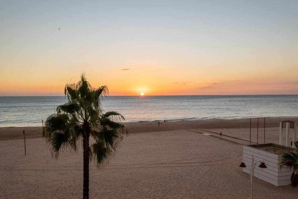 Preciado Apartamento Con Vistas Frontales Al Mar Cádiz Eksteriør bilde